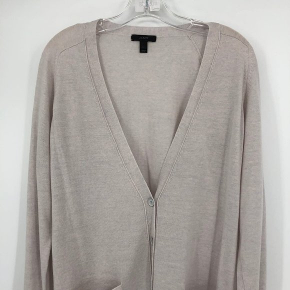 Classic Gray Wool Cardigan | Versatile All-Season Wear - Picture 5 of 5